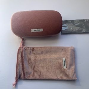 New MIUMIU Designer sunglass Case with Signature Wipe and Soft Case